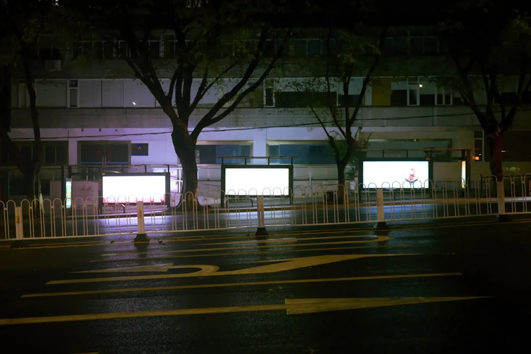 企业软件开发服务对比：成都来岁科技与行业主流方案差异